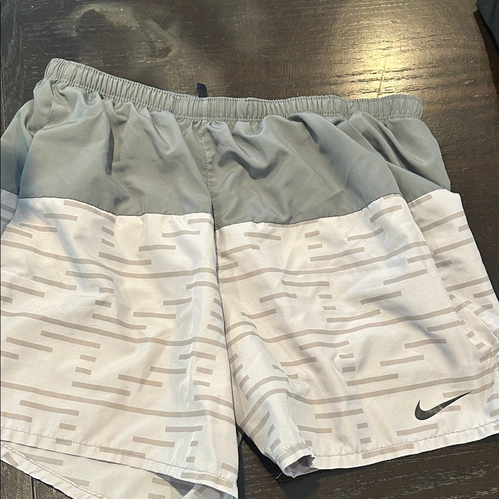 Nike Two-Tone Gray and White Shorts